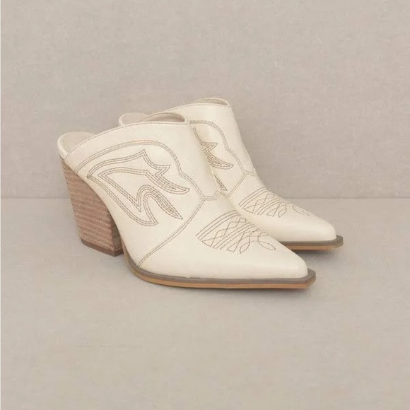 Vici Shoes - OASIS SOCIETY 🤎🤍 Kiara Western ivory Mule